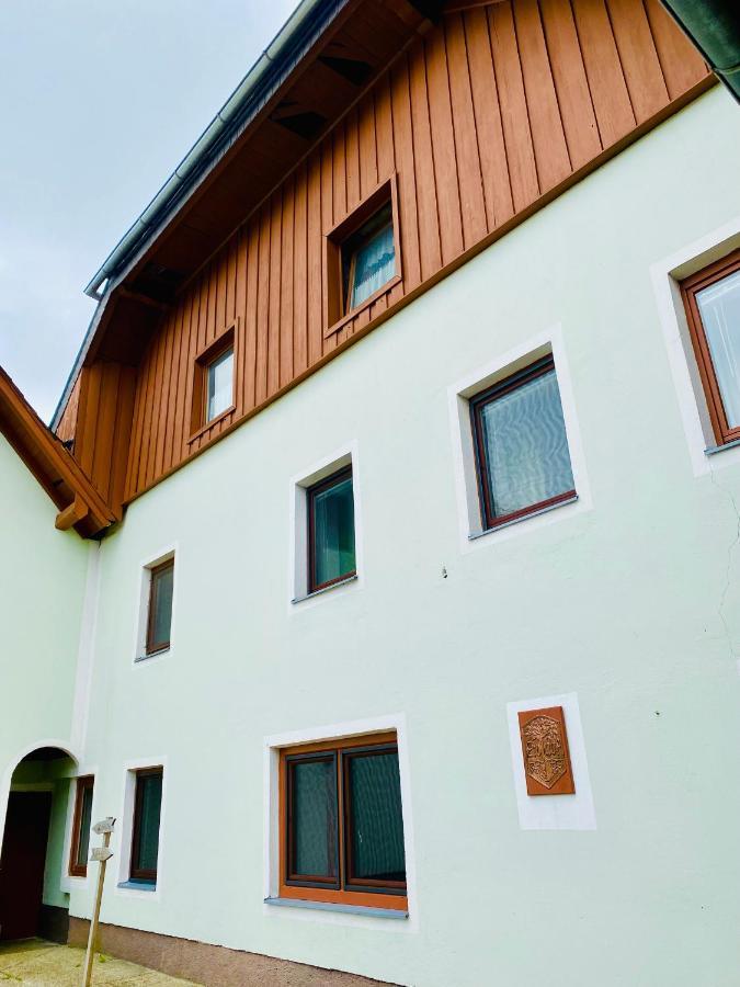 Gutshof Zum Wurzgarten Hainbach Exteriér fotografie